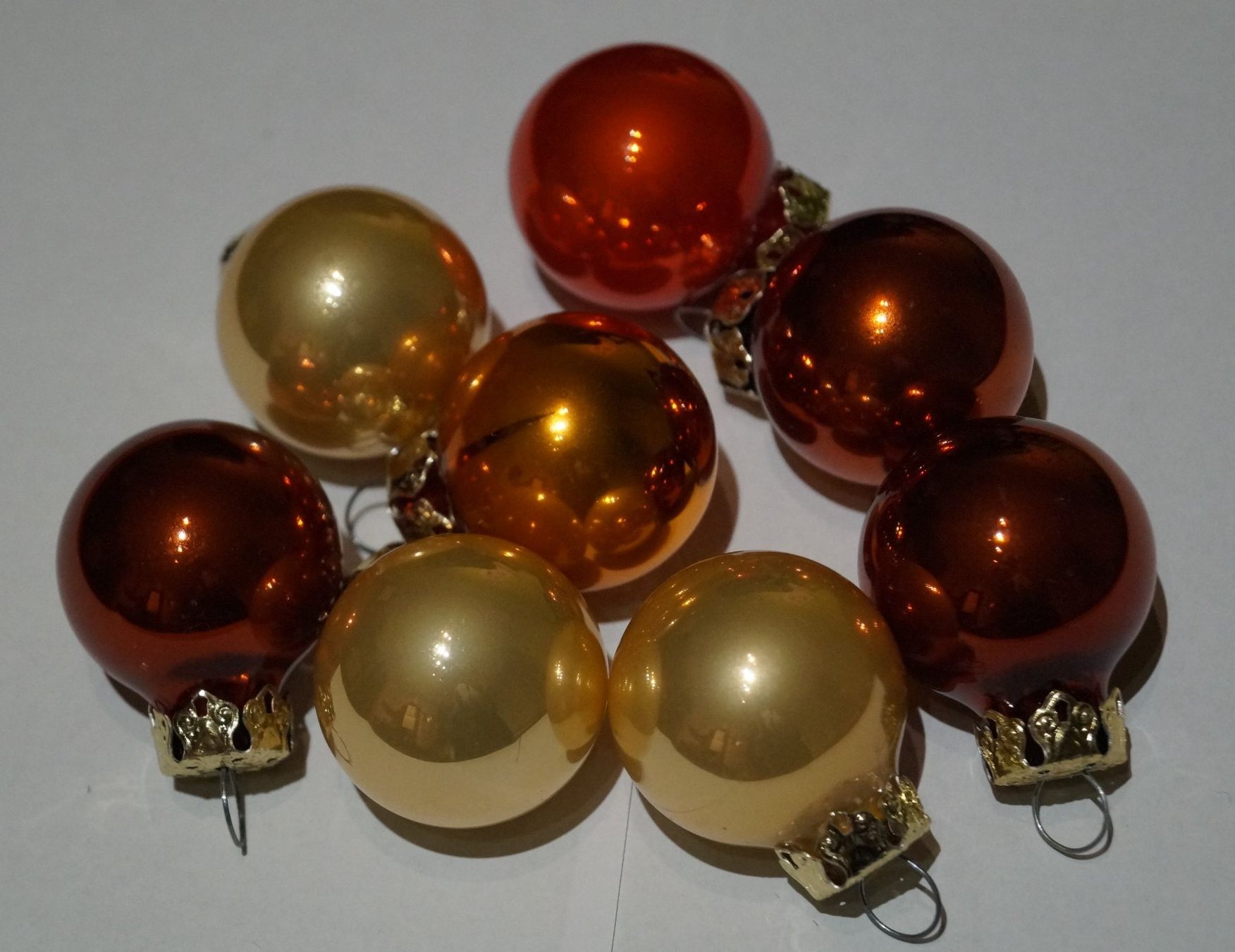Tutte le decorazioni: Diverser Baumschmuck, verschiedenfarbig – Usato da Orpund venduto da Seeland25 6