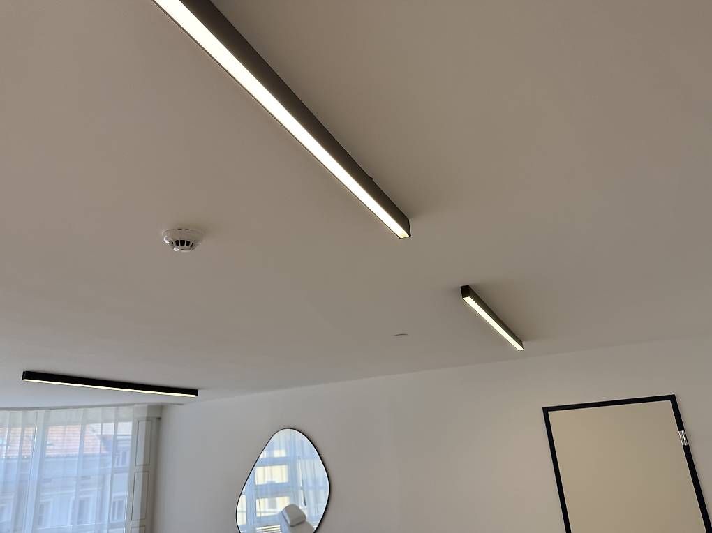 Lustres & lampes de plafonds: LED Deckenlampen Schwarz – D'occasion à Kriegstetten par saf_j6s5