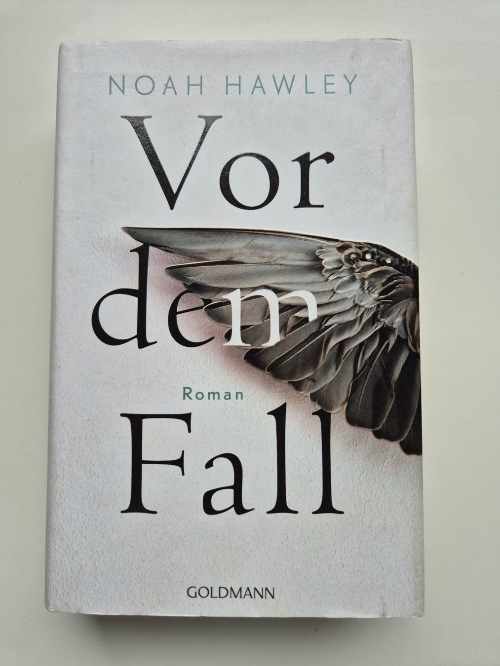 Bücher: Vor dem Fall   von Noah Hawley                   Roman – Gebraucht aus Niederweningen von Obson