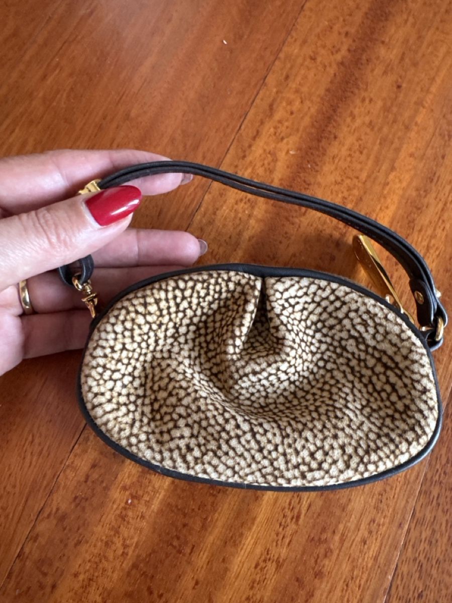 Borbonese Borse da donna: Borbonese Luna Small Bag - Perfect for Summer Outings! – Nuovo (secondo la descrizione) da Montagnola venduto da jamylafy