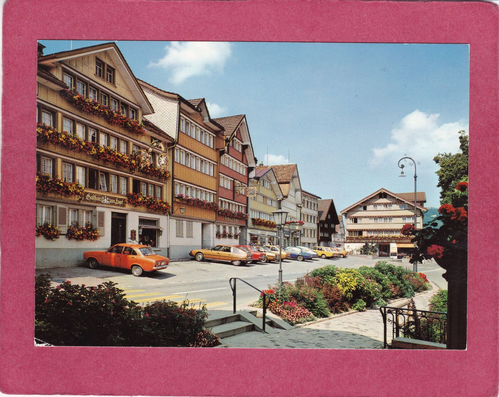 Cartoline postali: Urnäsch Dorfplatz 1984 – Usato da Herisau venduto da Lisegrat2008