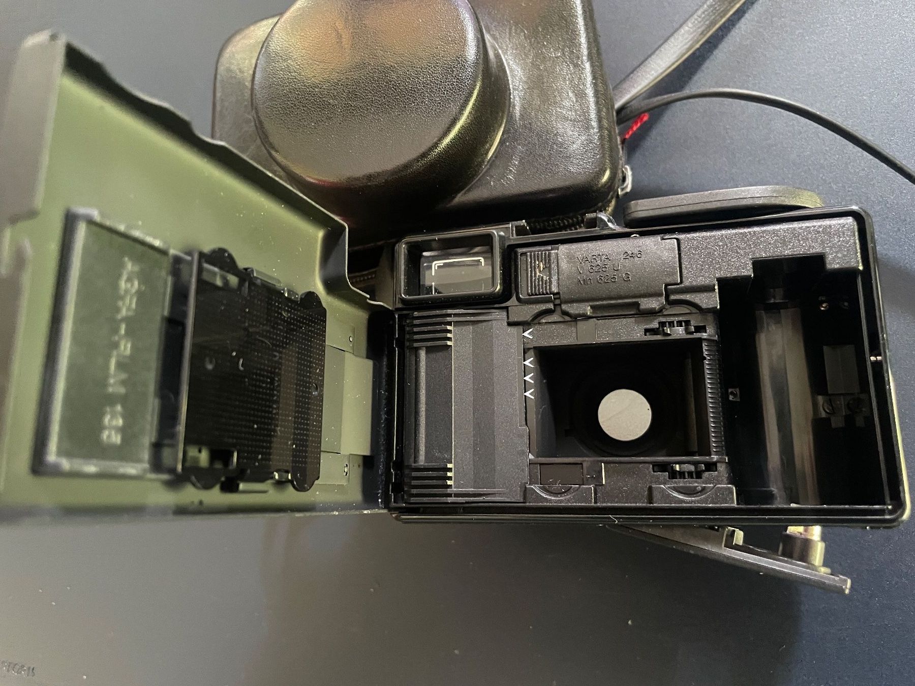 Zeiss Fotocamera: Agfa Optima 535 Sensor - Vintage Kultkamera mit Etui Blitz – Usato da Volketswil venduto da rubin74 5
