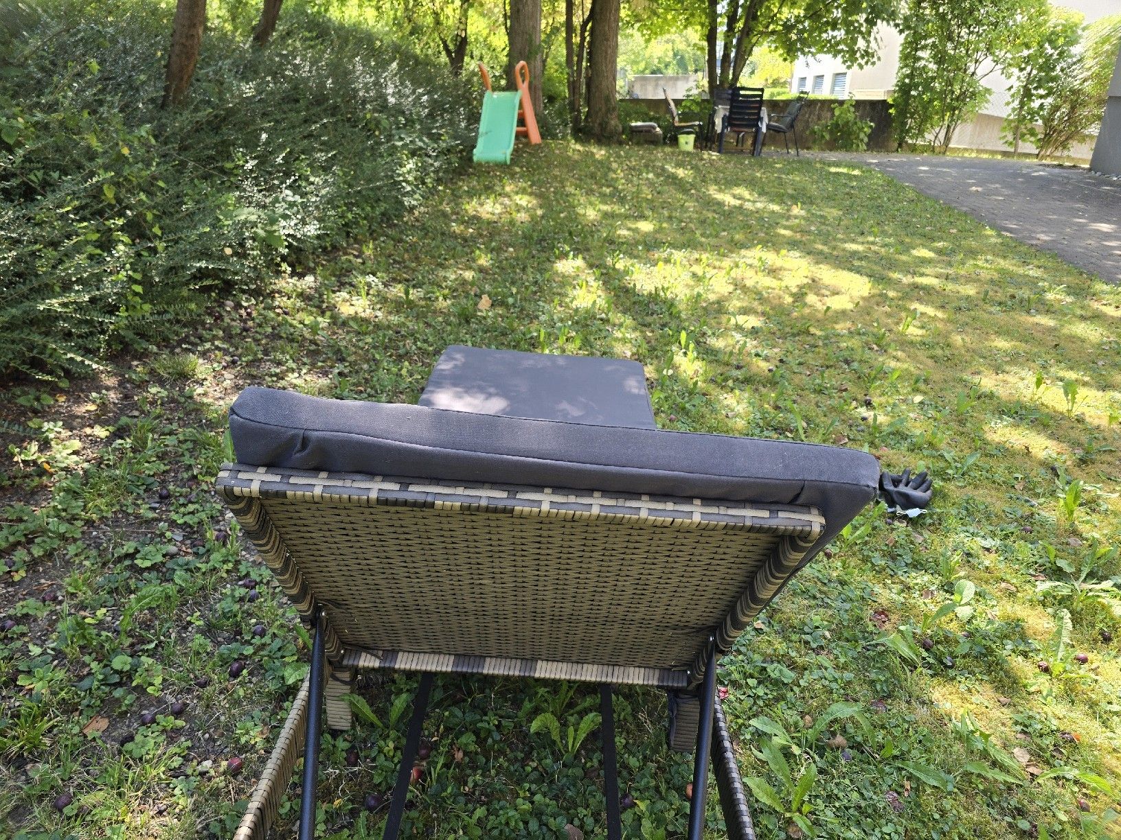 Sedie a sdraio: Tectake  SOFIA Robuste Rattan-Sonnenliege – Usato da Winterthur venduto da Bole.sd 5