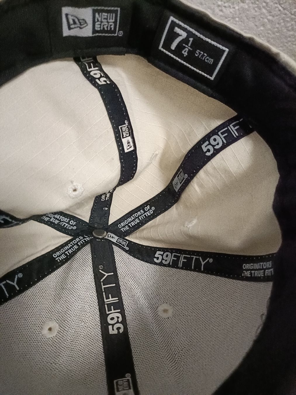 Altro in  Abbigliamento & Accessori: Carhartt Cap – Usato da Bachs venduto da NBAJames 1