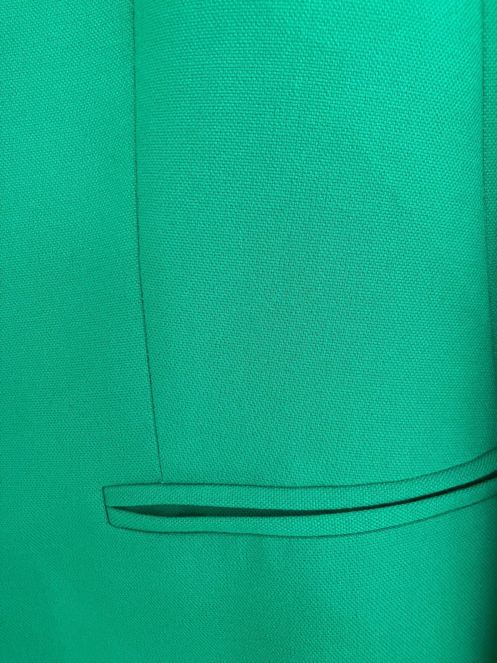 C&A Jacken: Modischer grüner Blazer Gr 44 mit Seidenschal – Gebraucht aus Uster von pri_6r68 4