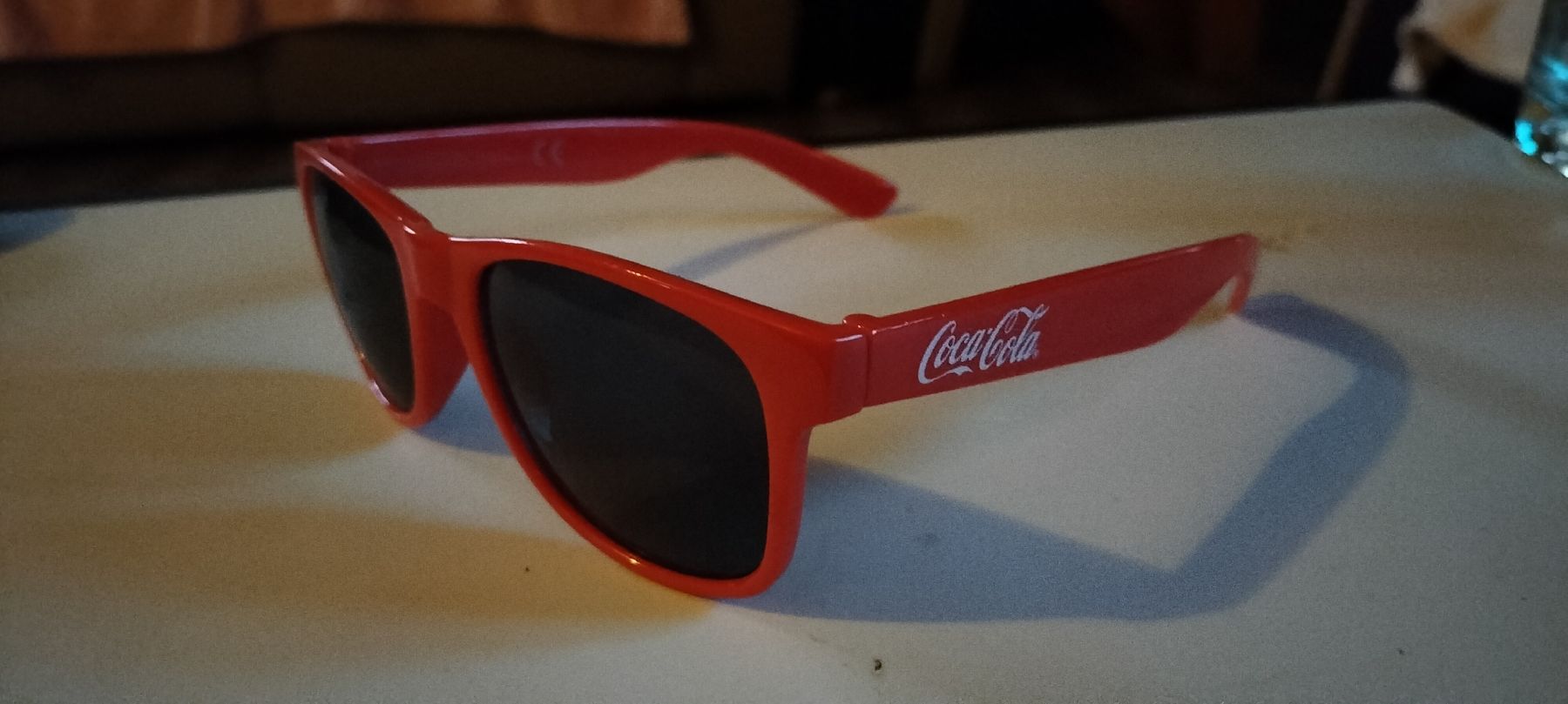 Occhiali & Lenti: Lunettes de soleil "coca-cola" – Nuovo (secondo la descrizione) da Düdingen venduto da Hollyfly