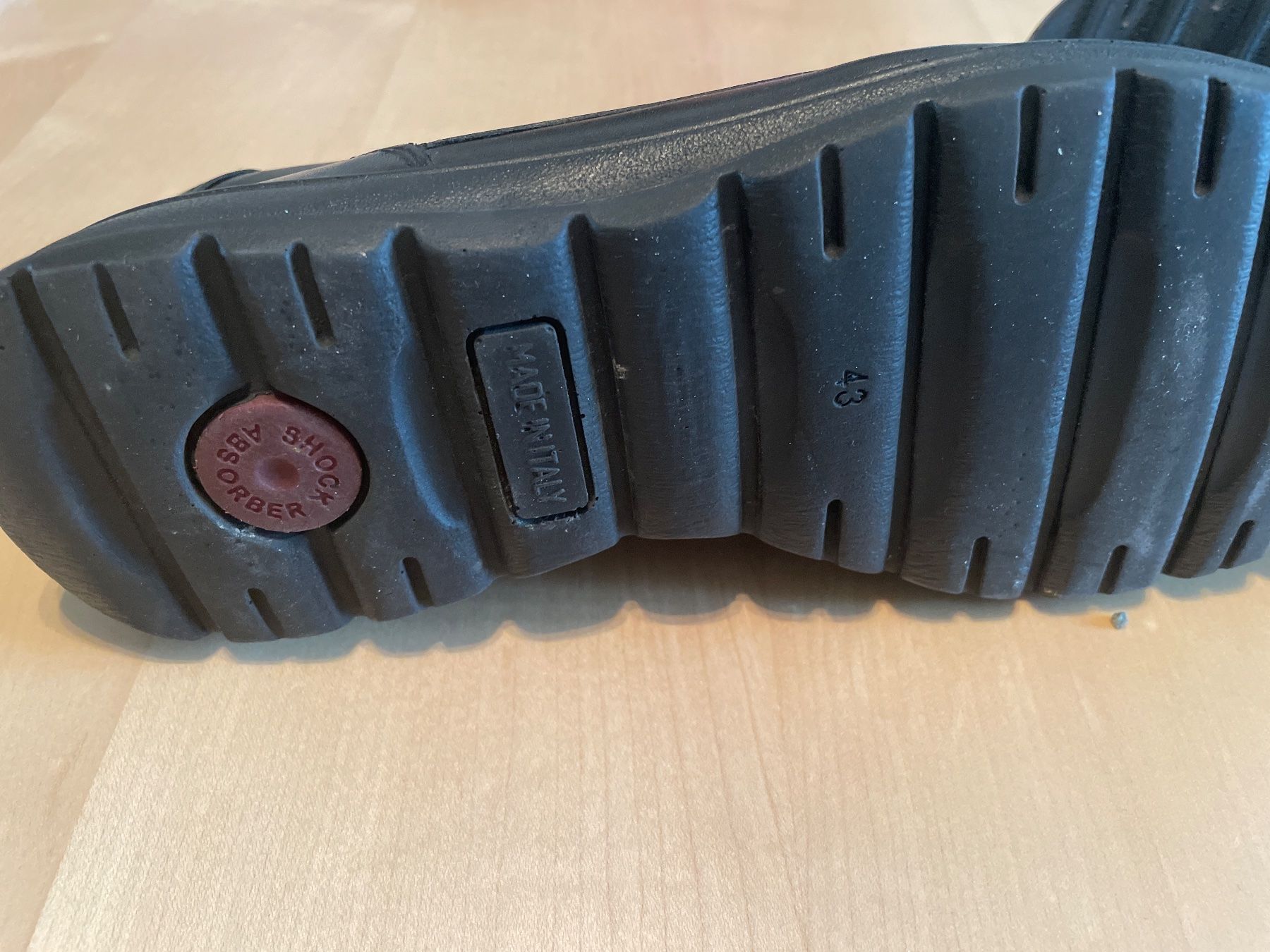 Scarpe da uomo: Bequeme Herren Lederschuhe, Grösse 43 – Usato da Basel venduto da Barry27 2