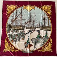 Superbe foulard HERMES-Paris "Marine et Cavalerie" 1966 +box