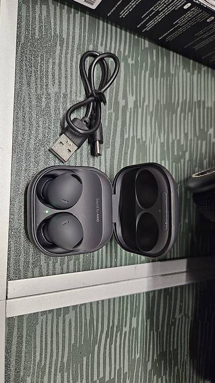 Samsung Kopfhörer: Samsung Buds schwarz – Gebraucht aus Courlevon von Thomkat14 1