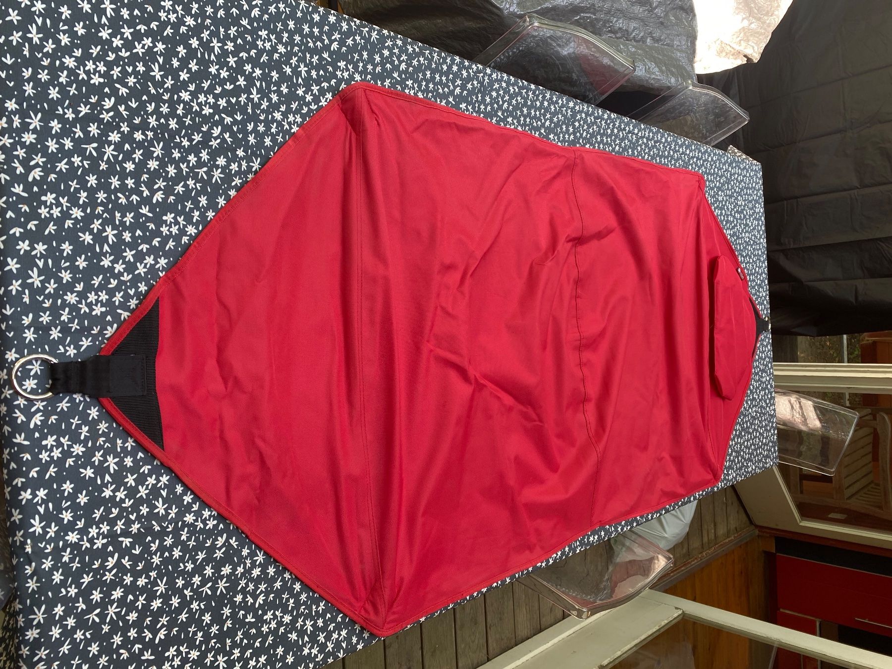 Amache: HAMAC ROUGE – Nuovo (secondo la descrizione) da Yverdon-les-Bains venduto da fridoline27