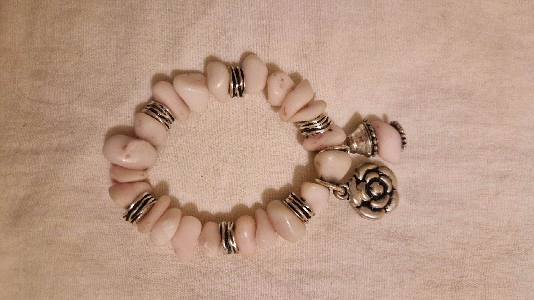 Bracciali & Braccialetti: 5 Armbänder Set Vintage verschiedene Materialien – Usato da Rütihof venduto da Teddy1985 1