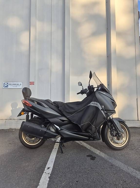 Scooter: Yamaha X-MAX 300 Tech Max – Usato da Genève venduto da LM__ 1