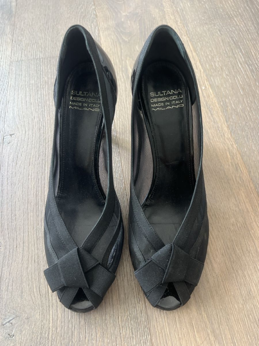Scarpe da donna: Pumps offen schwarz Grösse 38 neuwertig – Usato da Uetikon am See venduto da Sarahm76