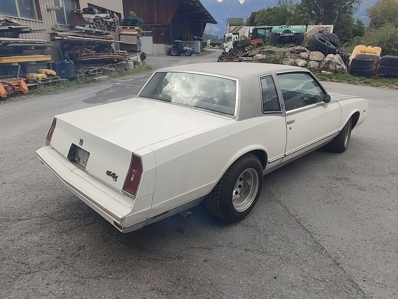 Chevrolet Autos: Chevrolet Monte Carlo – D'occasion à Surava par ben_nwz6 1