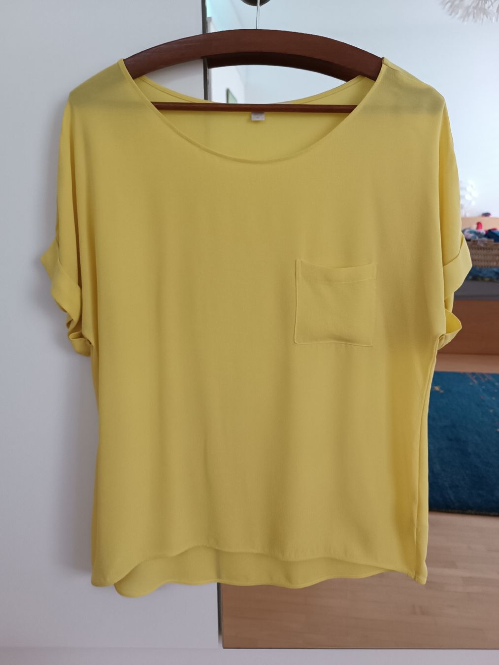 Hanro Top: Seidenbluse Hanro – Nuovo (secondo la descrizione) da Basel venduto da kau_d97h 1