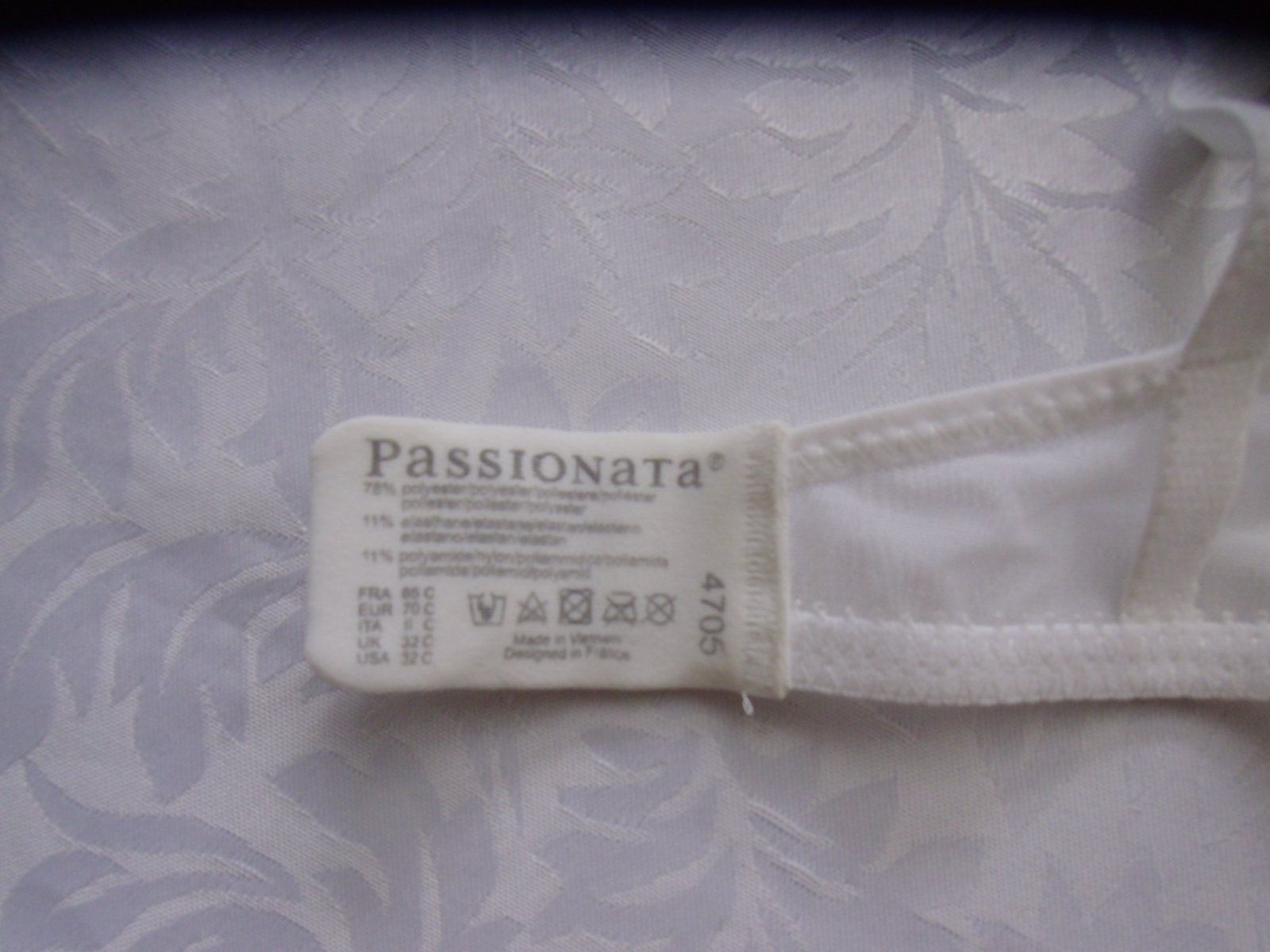 Passionata Sonstige Unterwäsche: BH 70 C ***NEU*** weiss von Passionata – Neu und originalverpackt aus Walenstadt von Pluisa 5