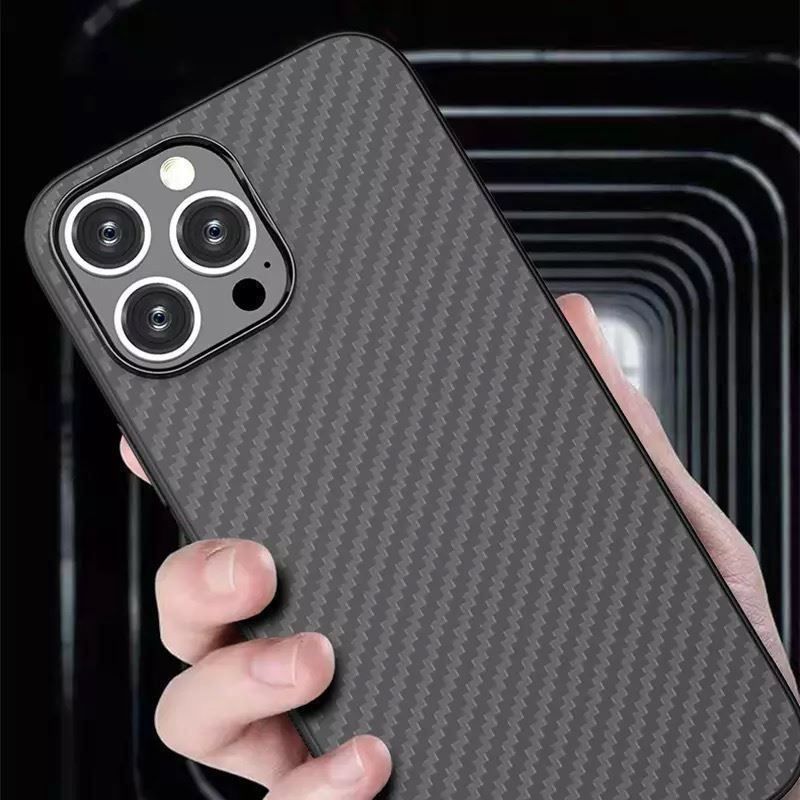 Cover & Protezioni schermo: Apple iPhone 13 Mini Carbon Fiber Case – Nuovo e nell'imballaggio originale da Zürich venduto da Store-247 1