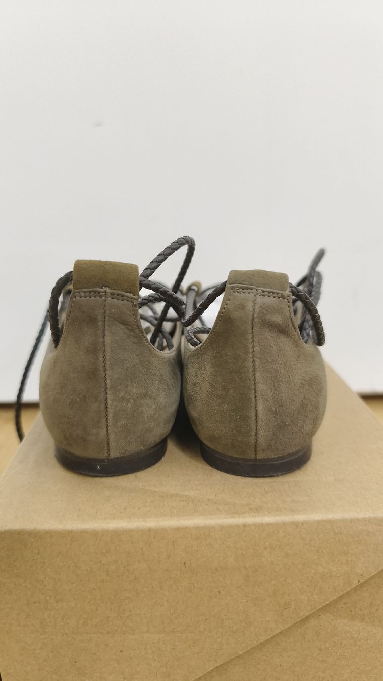 Massimo Dutti Scarpe da donna: Massimo Dutti Olive Suede Pointed Ballet Flats - 37 – Usato da Erlenbach ZH venduto da rem_p5dd 3