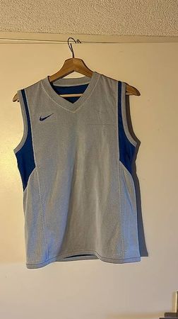 T-shirt Nike réversible bleu/blanc / Nike Wendbares Trikot