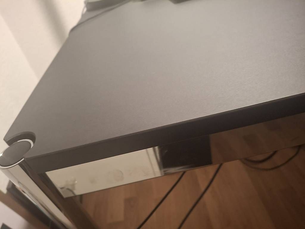 USM Scrivanie: Bürotisch USM Haller Black/Chrome-plated – Usato da Glattpark(Opfikon) venduto da Ric134 1