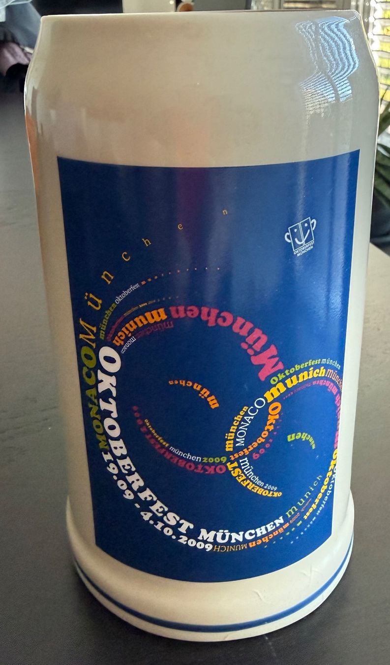 Tutte le decorazioni: Chope Oktoberfest Münich 2009 – Usato da Chardonne venduto da MonsieurO