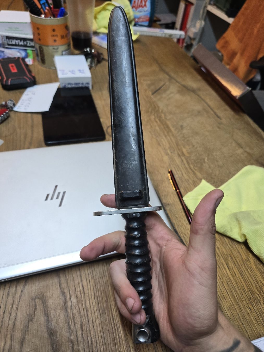 Schweizer Armee Armi bianche: Schweizer Bajonett Modell 57 mit Scheide gebraucht (3) – Usato da Rorschach venduto da TimelessTrading 2