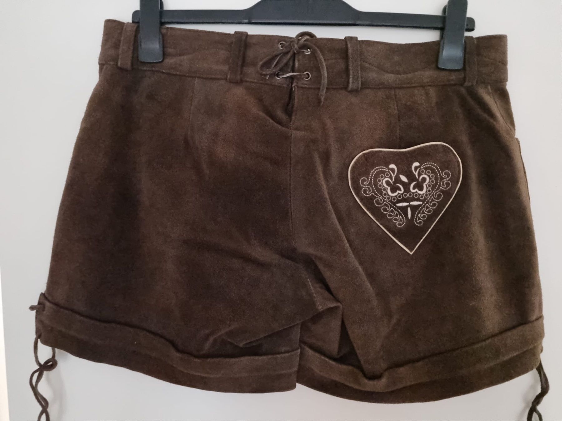 Costumi: Trachtenlederhosen Gr. 40 – Usato da Oberegg venduto da MR-shop 1