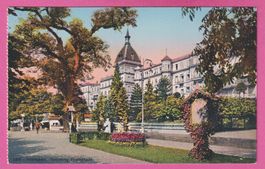 Interlaken Höheweg Promenade belebt