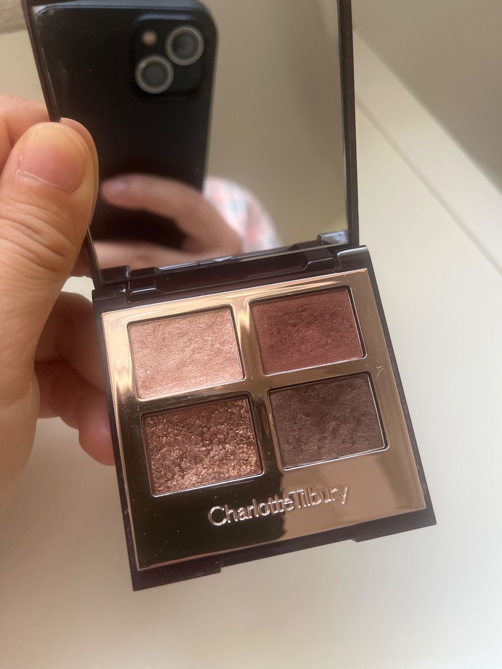 Charlotte Tilbury Make-up: Charlotte Tilbury Eyeshadow Palette The Bella Sofia – Usato da Esslingen venduto da NebulaPine