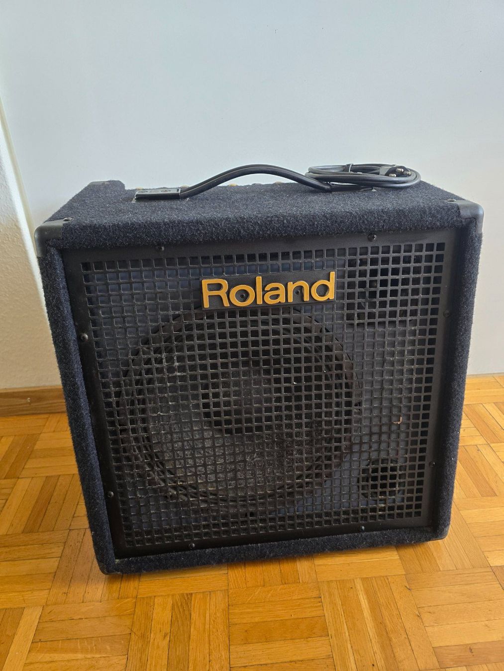 Roland Amplificatori: Roland KC-300 Stereo Mixing Keyboard Amplifier – Usato da Zug venduto da musikundtechnik