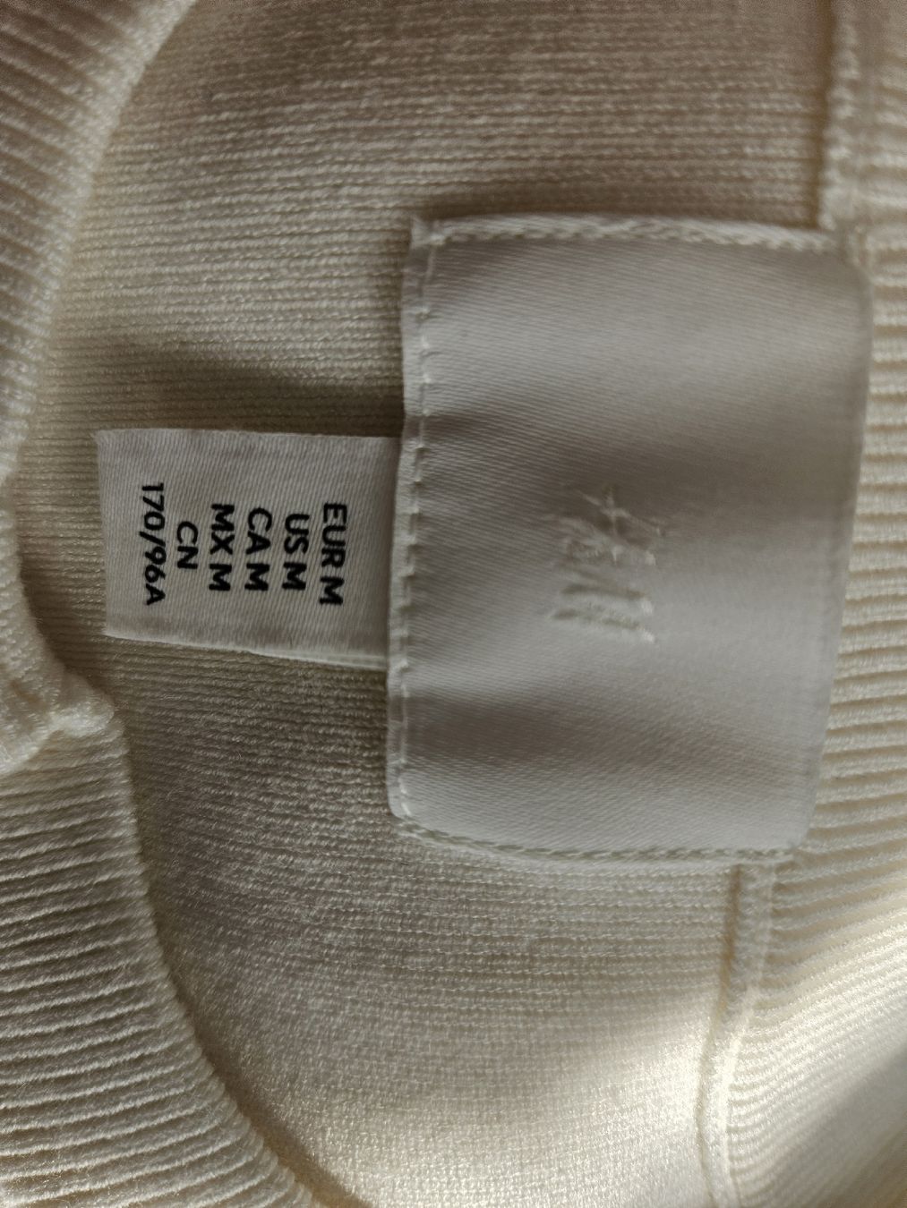 H&M Robes: schönes Kleid, H&M – Neuf (Voir description) à Wiesendangen par Sinhuk 4