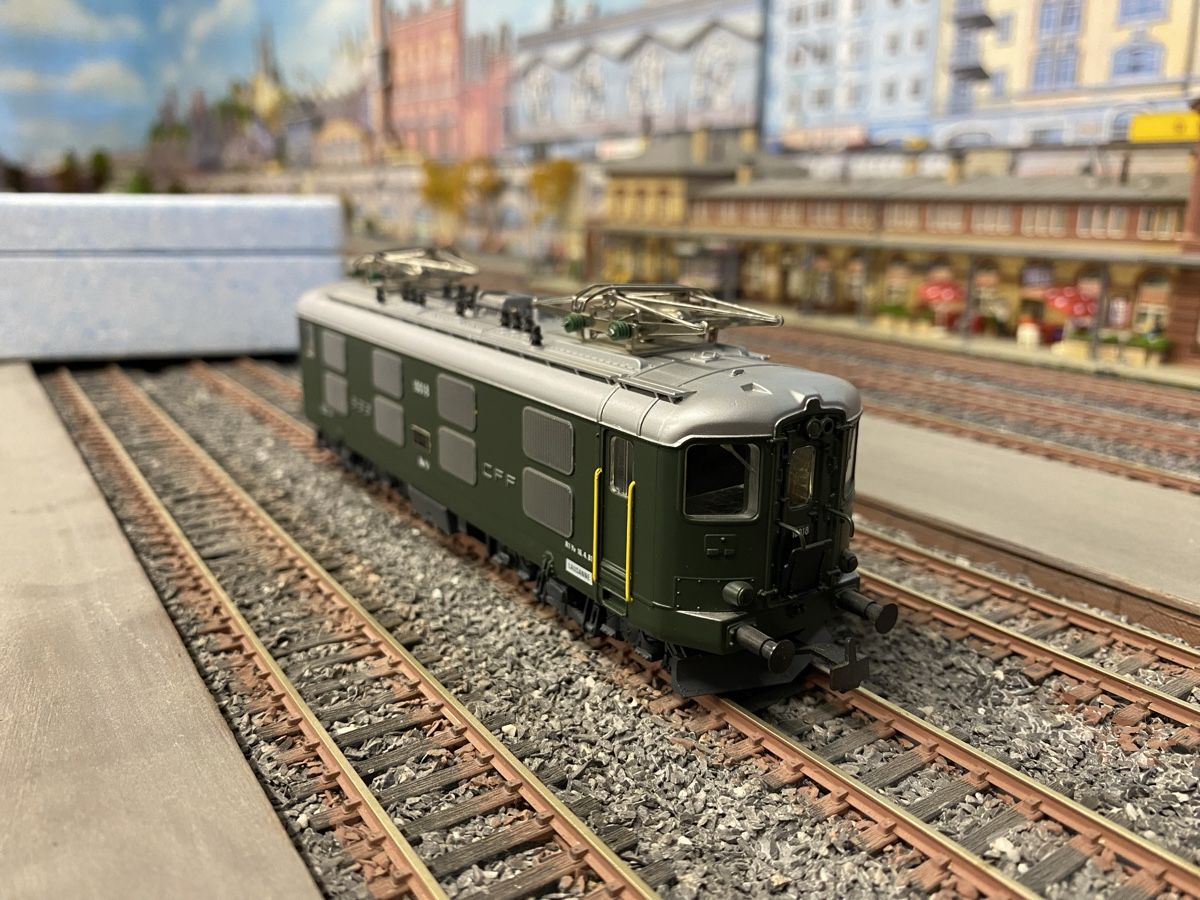 Hag Modellini di ferrovie: HAG 226 Re 4/4 Serie 1 SBB H0 – Usato da Glattpark (Opfikon) venduto da anywaya23 5