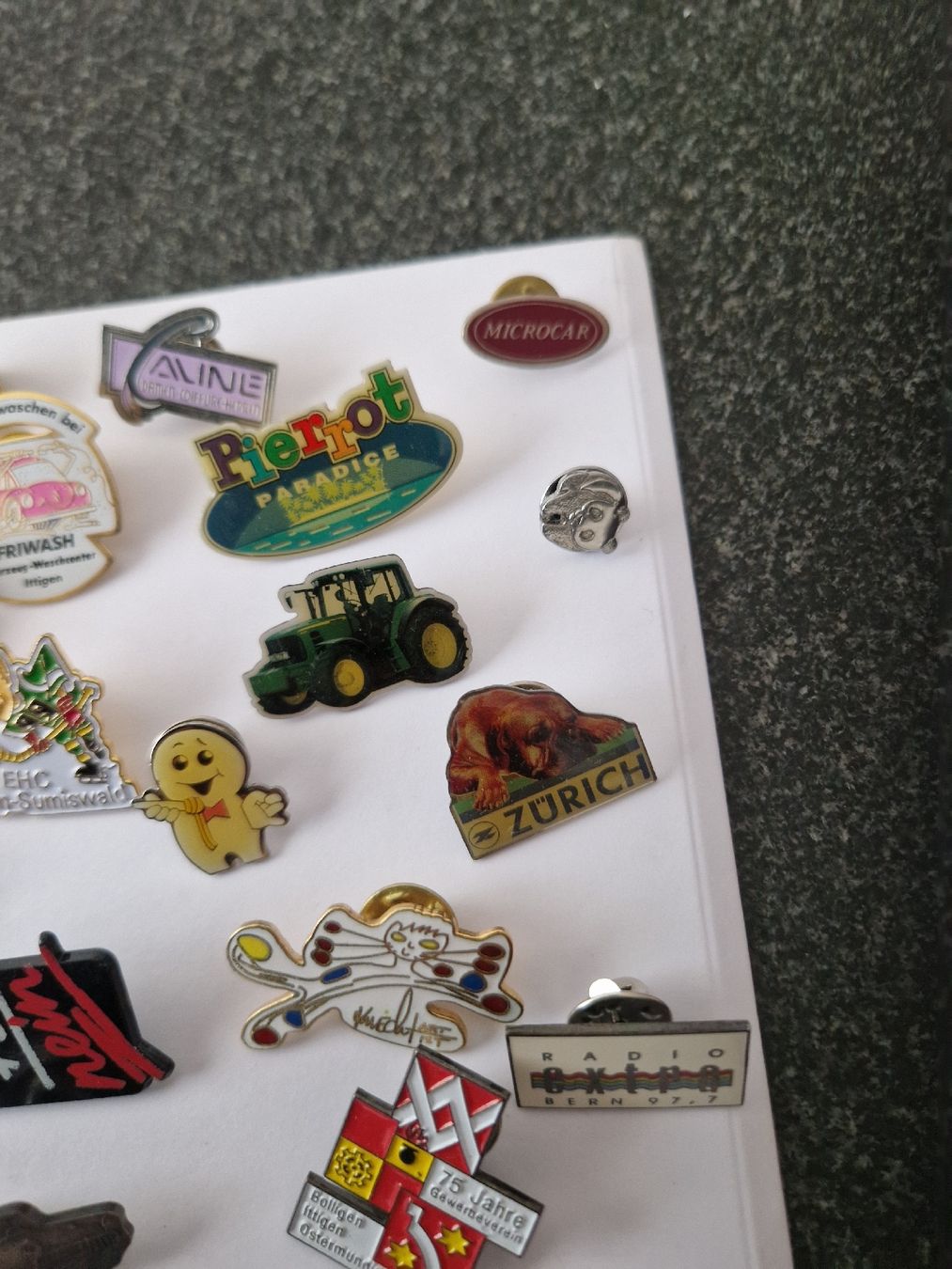 Placchette & Badge: Pins – Usato da Zuchwil venduto da sge_jt2j 3