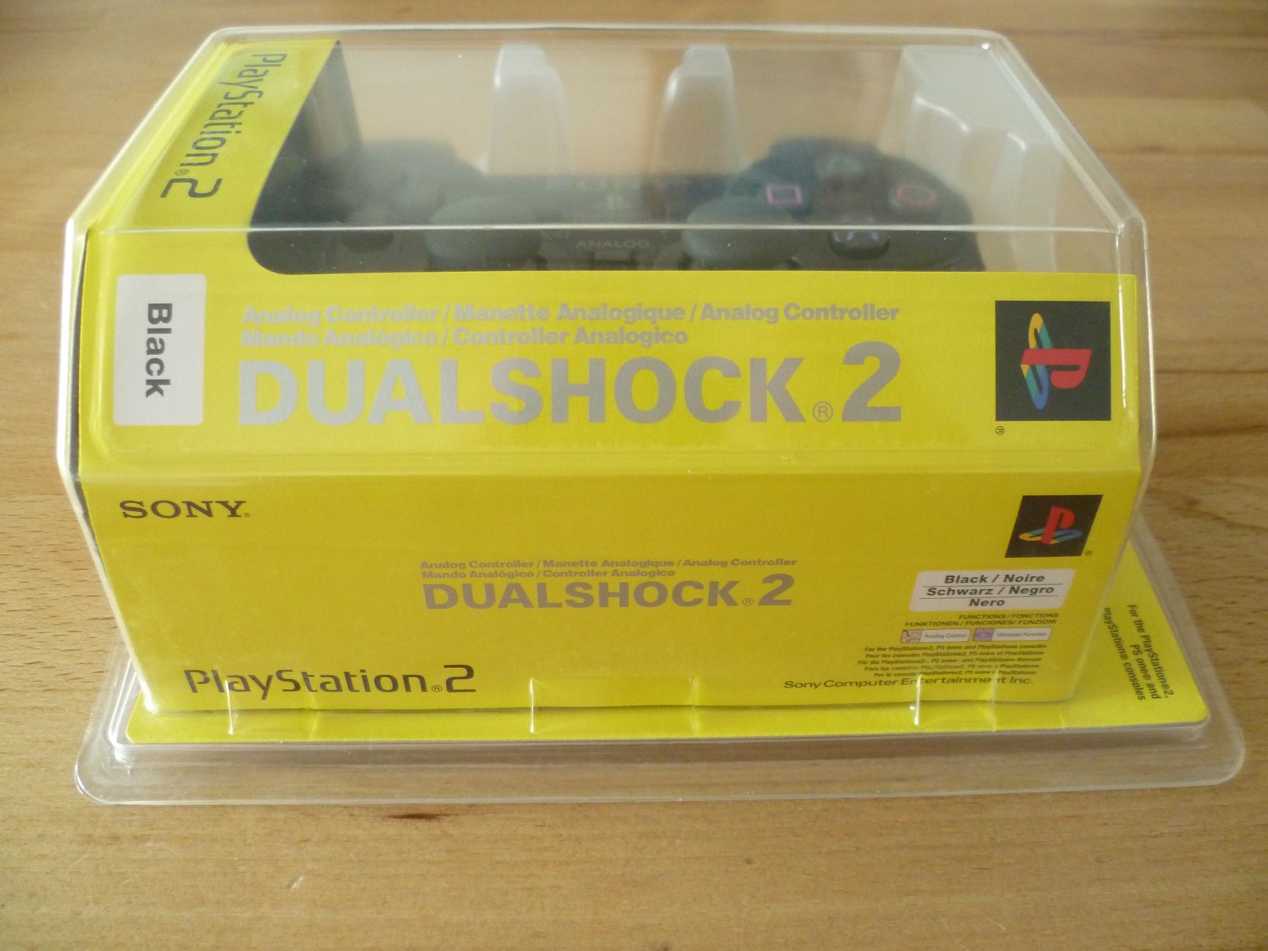 Sony Controller: Authentischer PS2 DualShock 2 Controller schwarz (FABRIKNEU) – Nuovo e nell'imballaggio originale da Thalwil venduto da ranx 3