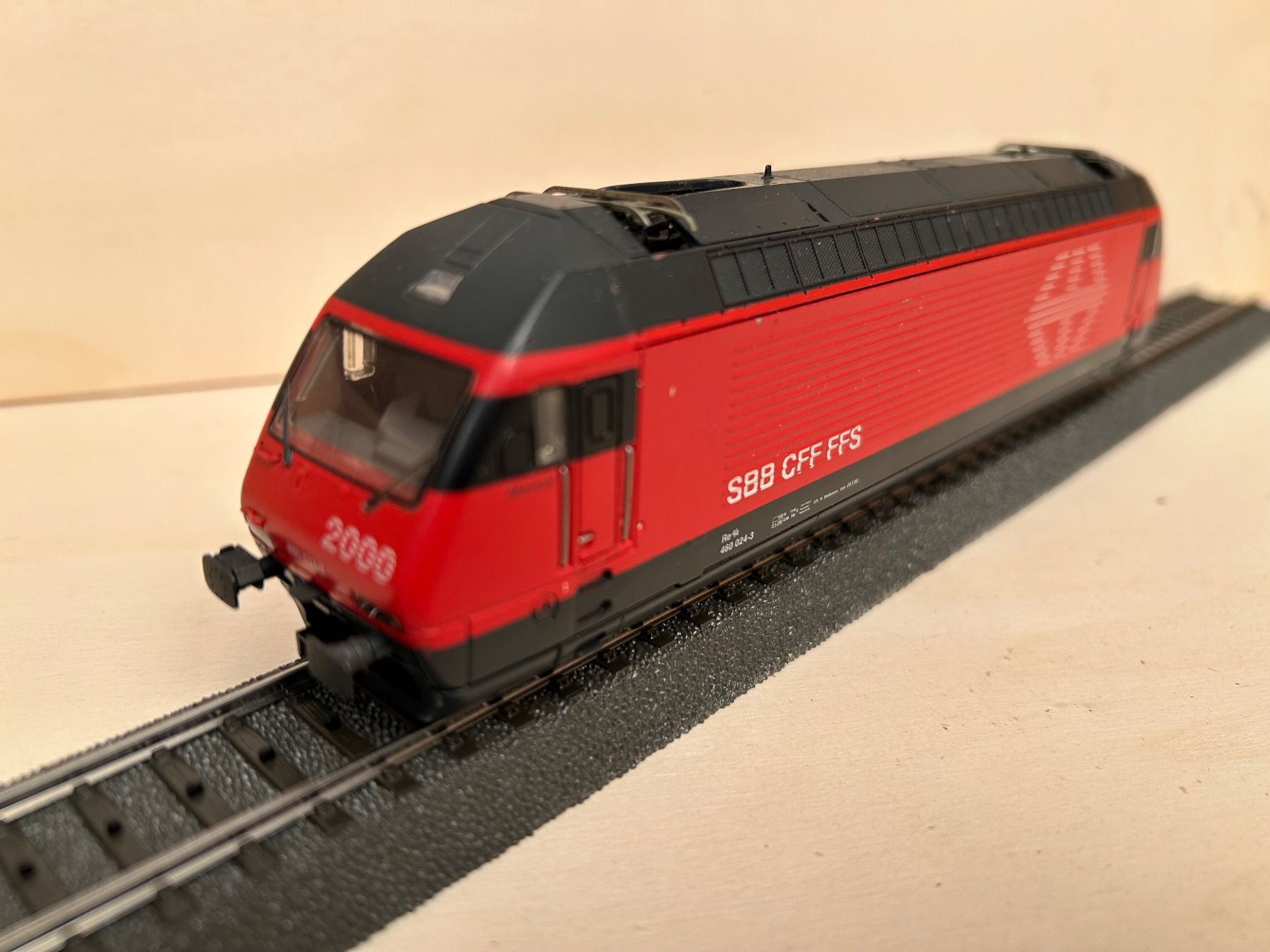 Märklin Modellini di ferrovie: SBB Re 460 024 "Rheintal" Märklin 3760 – Usato da Aesch (Neftenbach) venduto da klaibovski 2