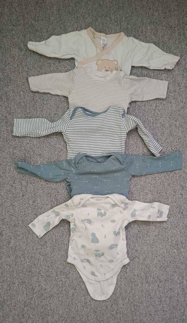 Lotti & Set di vestiti: Body Grösse 56 – Usato da Jaberg venduto da urig17.
