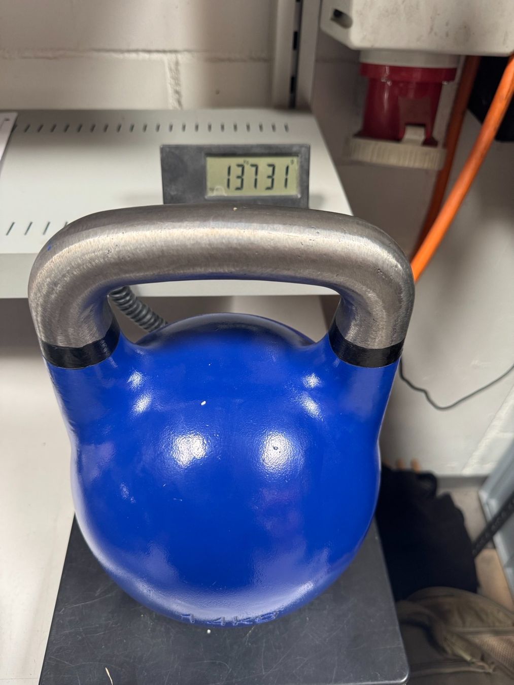 Manubri & Pesi: Hollow Competition Kettlebell, 14kg – Usato da Pfäffikon ZH venduto da crossequip