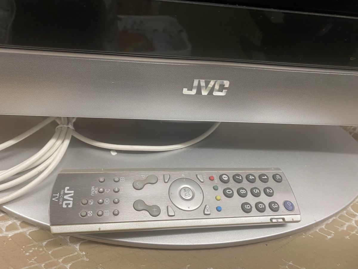 JVC Fernseher: Fernseher JVC – Gebraucht aus Seewen SZ von shaky01 6