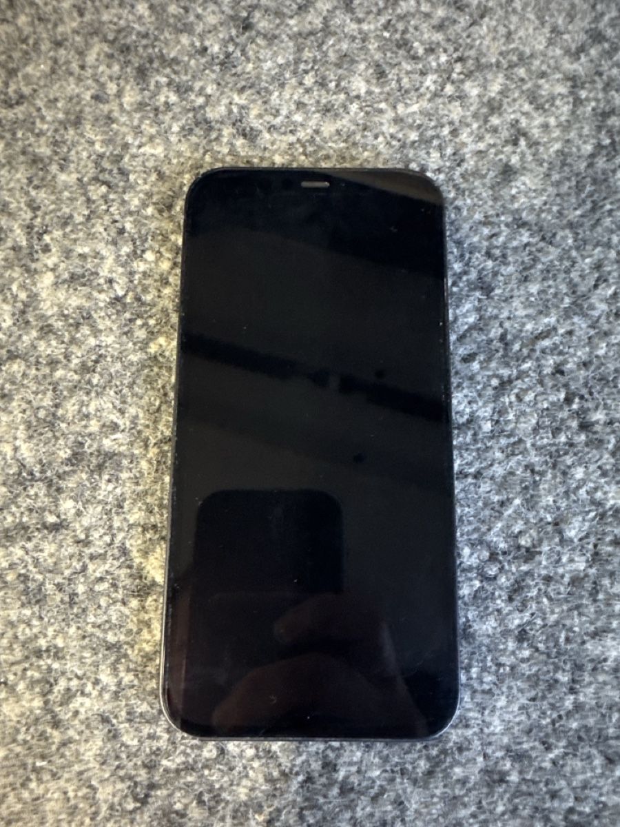 Apple Portables: Verkaufe gebrauchtes Iphone 12 – D'occasion à Dübendorf par de_SaiMn