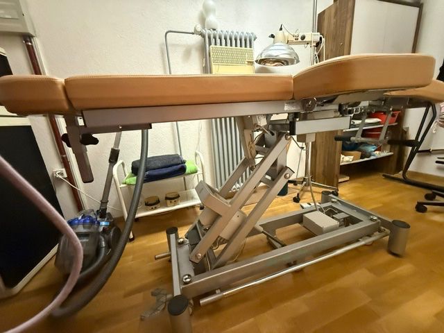 Fauteuils de soin: Table d'ostéopathie professionnelle Genin – Neuf (Voir description) à Enges par cordec 6