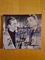 Kirk Douglas/Robert Mitchum, Original Autogramm auf Foto s/w