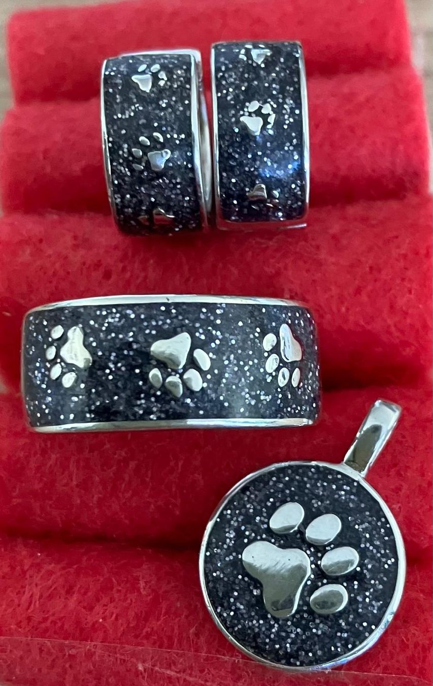 Altri gioielli: Silber Schmuck Set mit Ring, Ohrringe, Anhänger, Pfoten – Usato da Hochfelden venduto da powerplay61