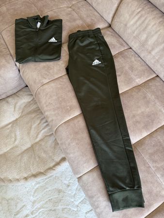 Ensemble Adidas vert foncé, taille S, parfait état 