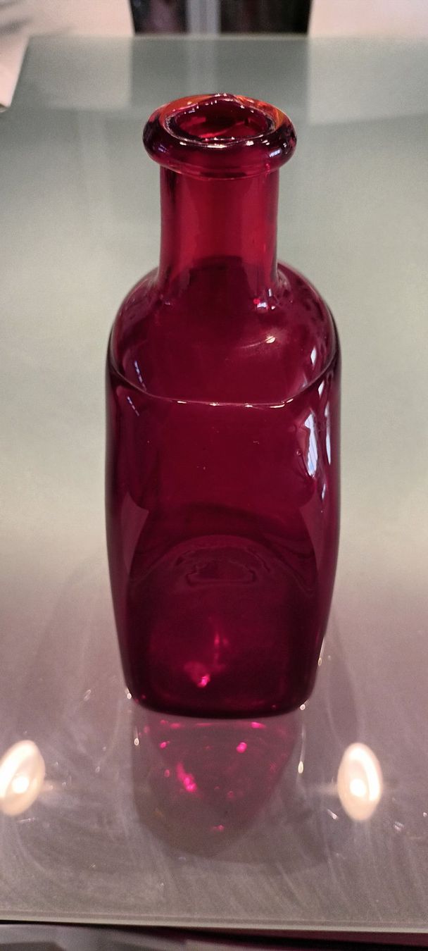 Flaschen: Bouteille ancienne rouge – Gebraucht aus Chancy von Capu19 5