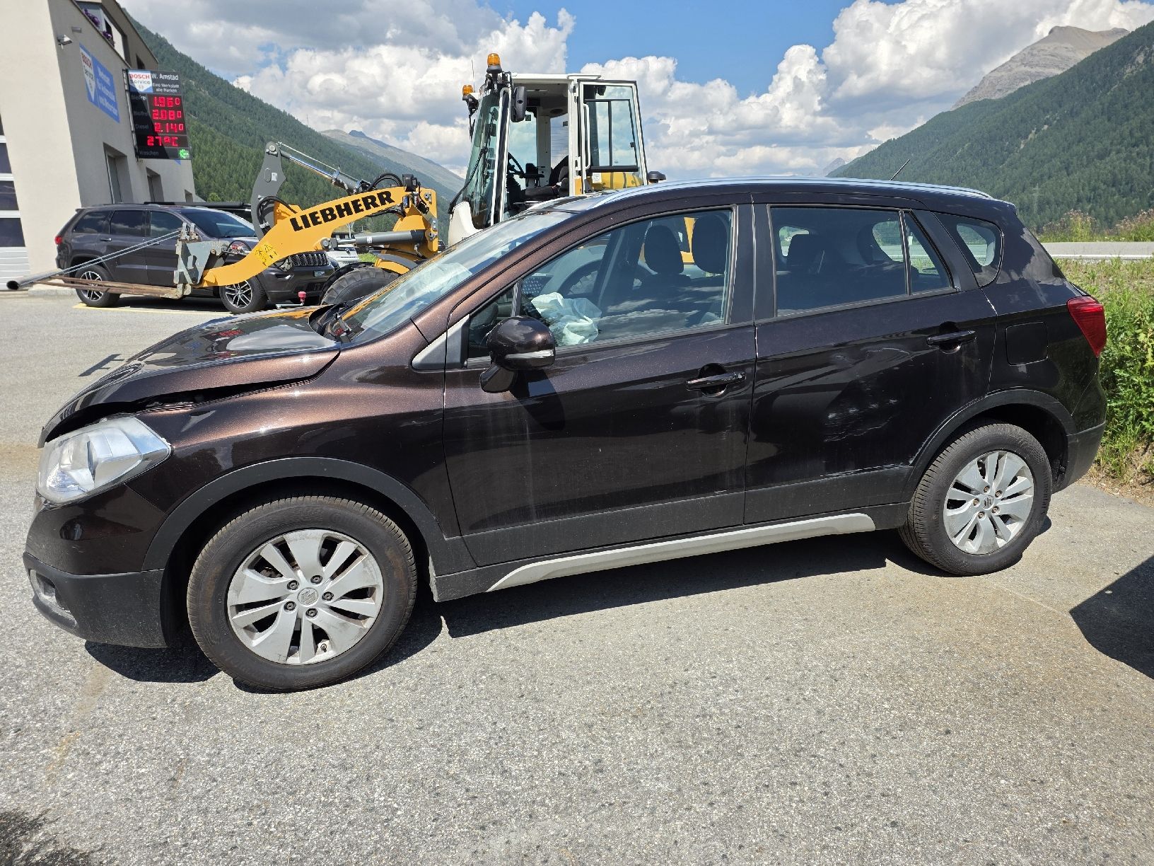 Automobili: Suzuki S-Cross 1.6 4wd – Difettoso da Scuol venduto da privat-GR 3