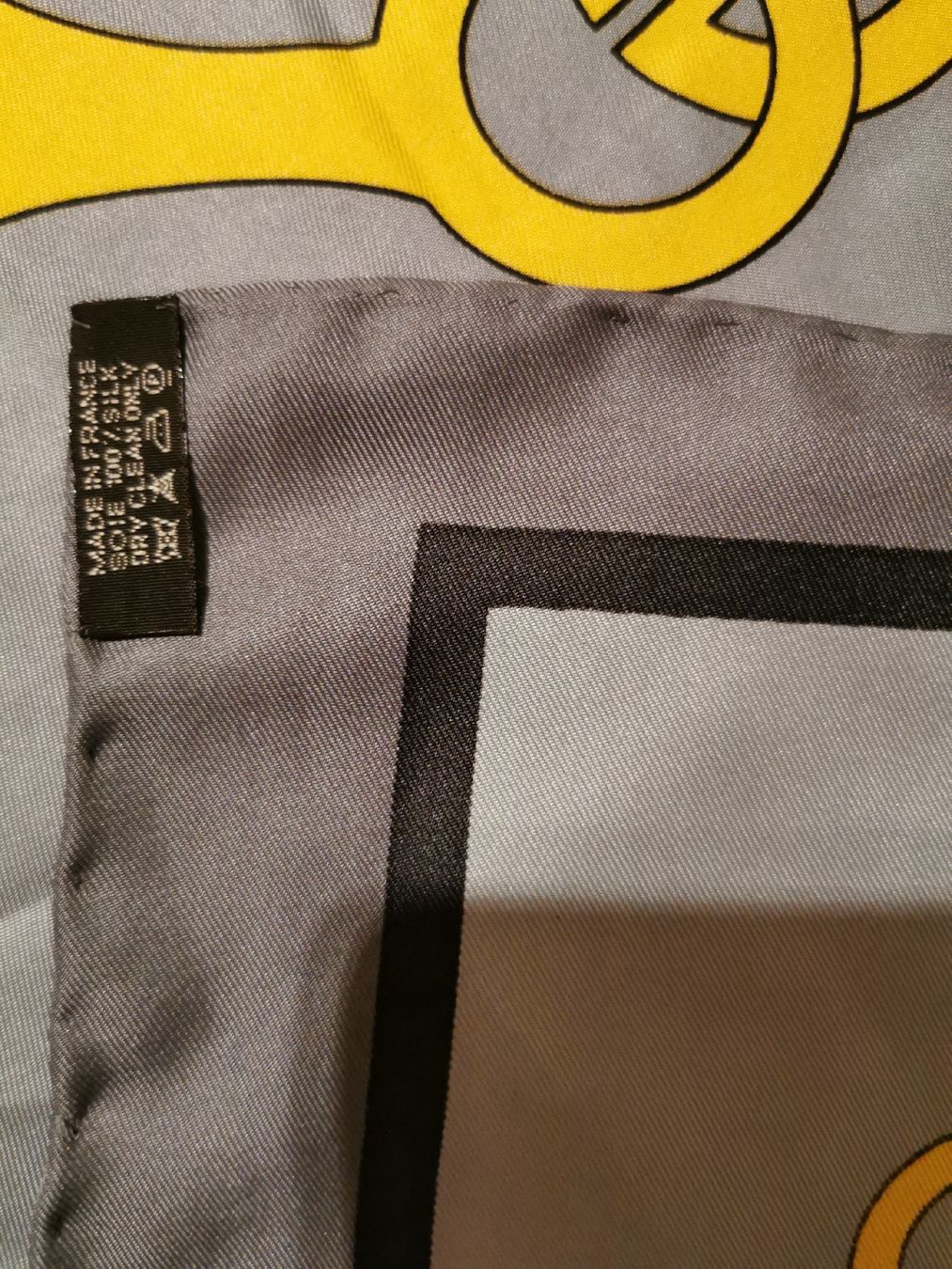 Foulard & Sciarpe: Seide Damen Tuch – Nuovo (secondo la descrizione) da Schlieren venduto da vlalif 1