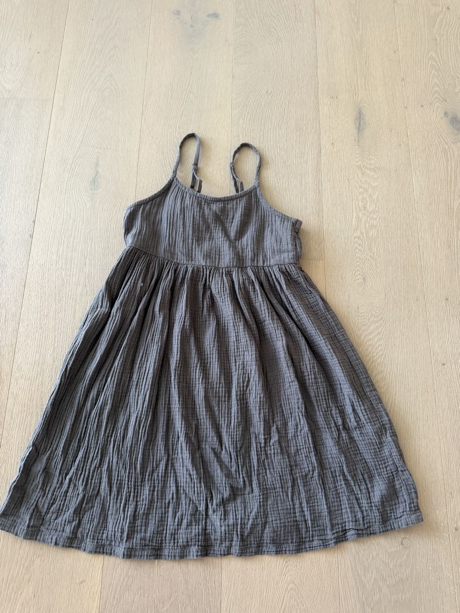 Robes et jupes: Kleidchen 152 cm – Neuf (Voir description) à Wallisellen par Nataschab0
