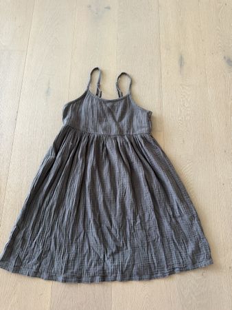 Kleidchen 152 cm