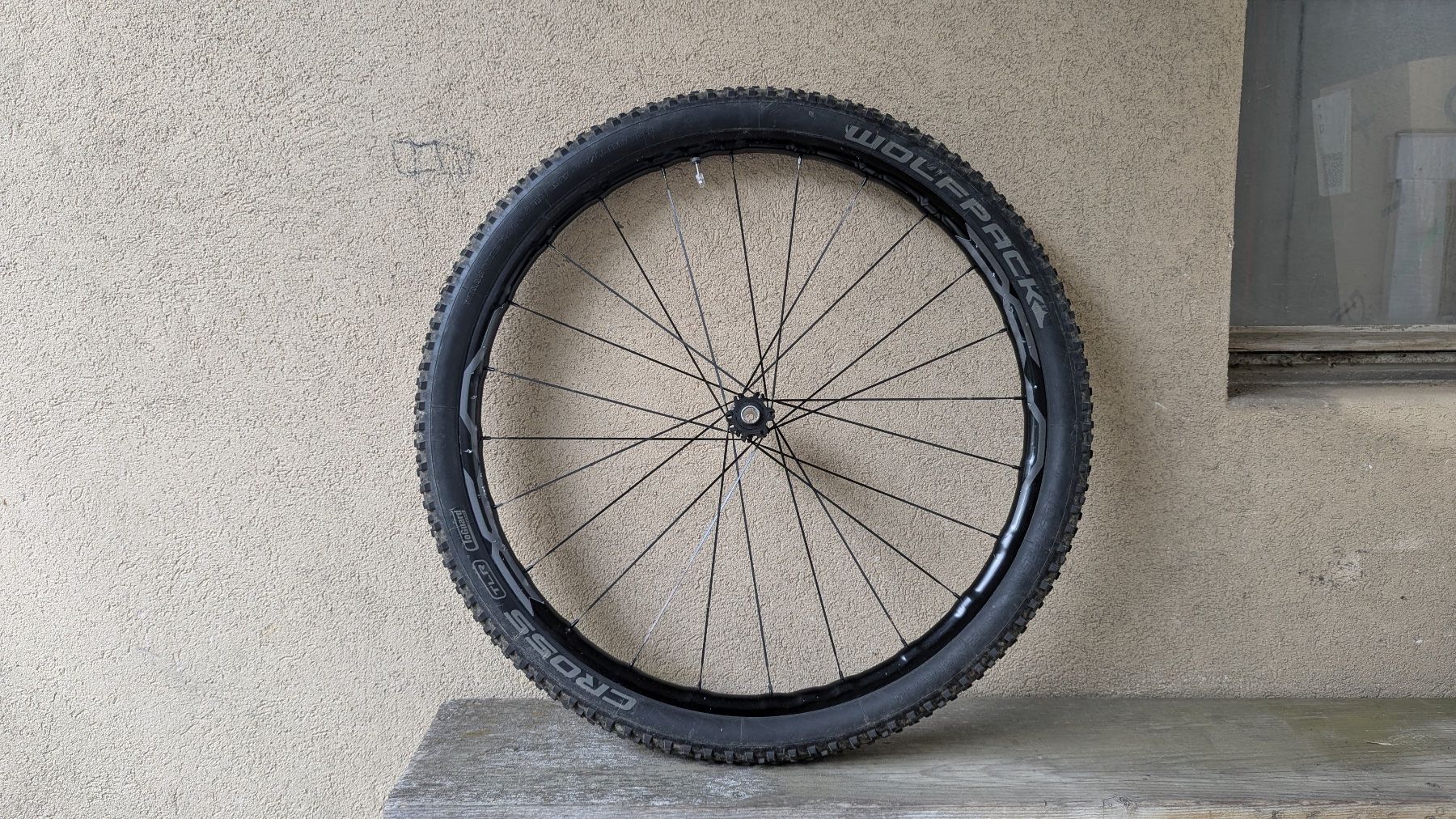 Mavic Pneumatici & Ruote complete: Mavic XA Elite Alloy 29er Vorderrad – Usato da La Chaux-de-Fonds venduto da Peter23