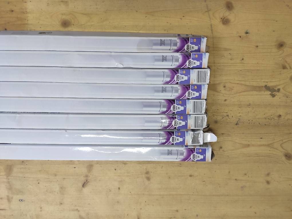 Lampade: Led Röhren – Nuovo e nell'imballaggio originale da Grosswangen venduto da chreguu 2